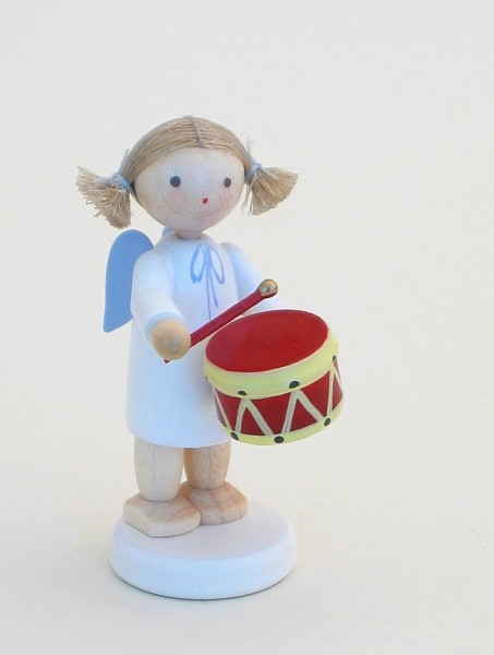 Flade Angel with drum