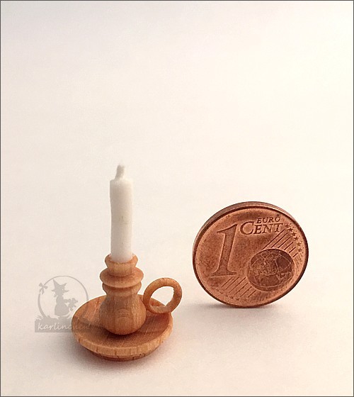candlestick with handle