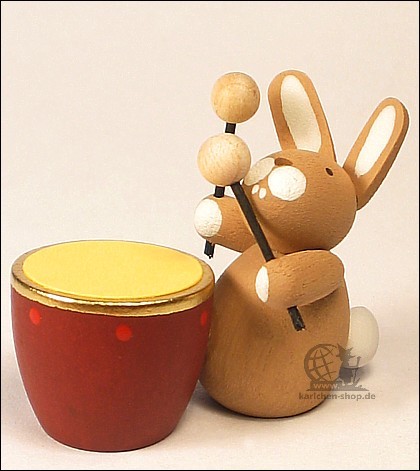 bunny with kettledrum