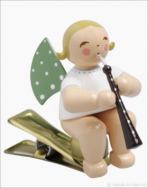 Angel with english horn on clip
