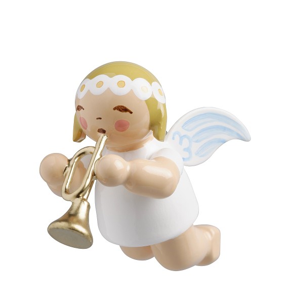 Little suspended angel with trumpet